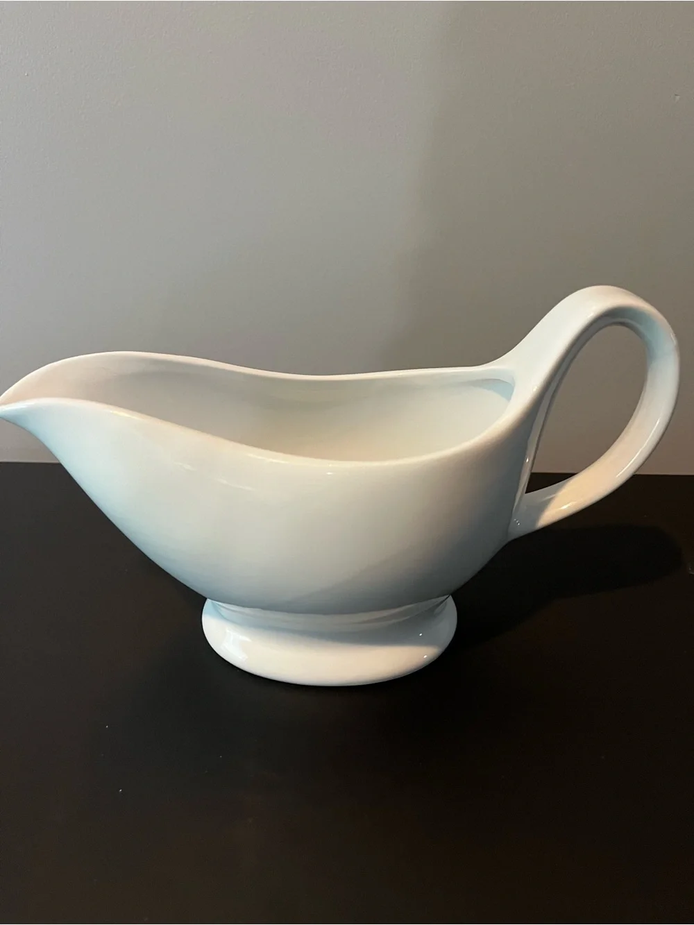 Cordon Bleu Ceramic Gravy Boat White Glossy Oval Microwave Dishwasher Oven Safe